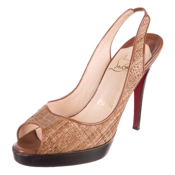 Christian Louboutin Shoes - Louboutin Alert‼️ Size 39